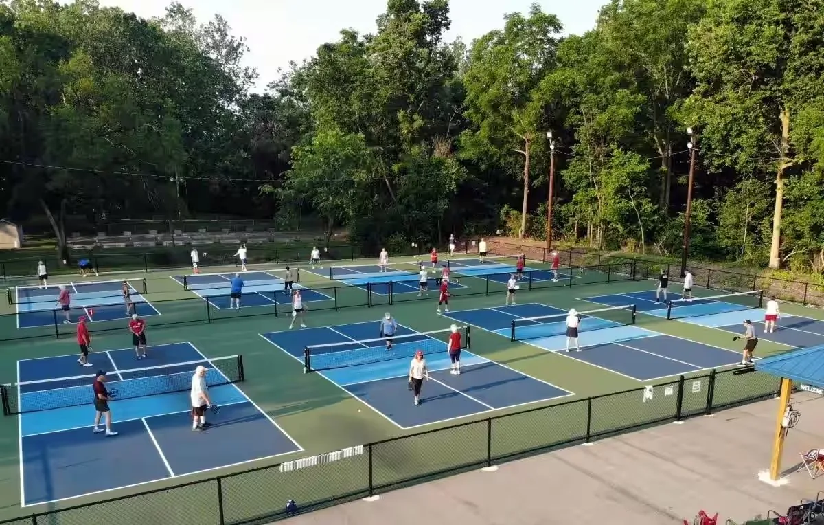 Sân pickleball
